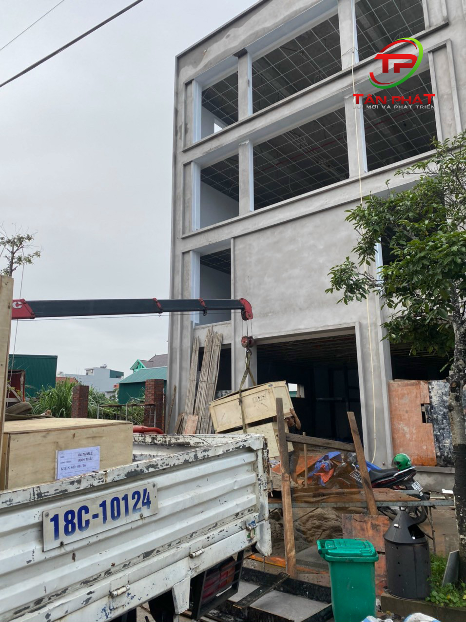 CHUY%E1%BB%82N%20THANG%20M%C3%81Y%20V%E1%BB%80%20C%C3%94NG%20TR%C3%8CNH%20ANH%20TH%C3%81I%20M%C3%93NG%20C%C3%81I%202