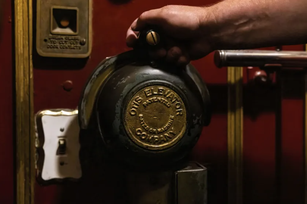 Lich-su-nghe-van-hanh-thang-may-2