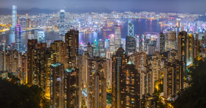 Sac-lenh-thang-may-thang-cuon-Hong-Kong-scaled-e1681206140657