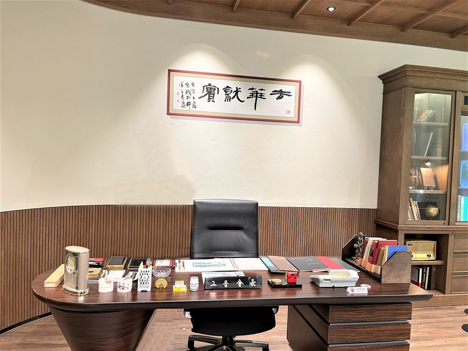 Thap-Lotte-World-Han-Quoc-voi-nhung-cai-nhat-thu-vi9-1536x1152