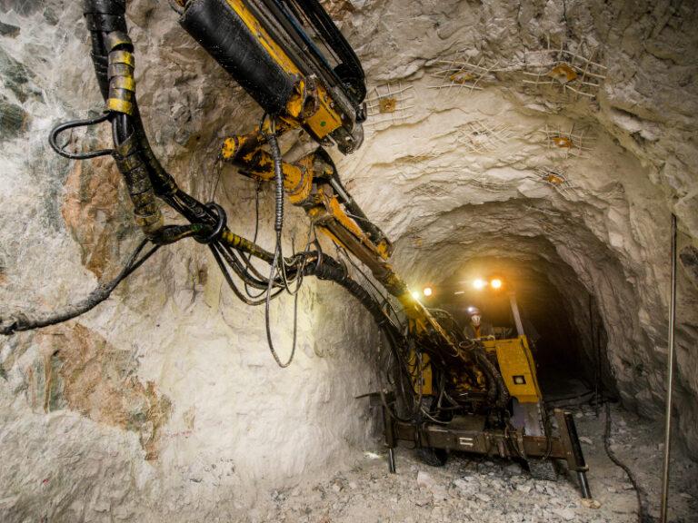 Top-5-Thang-may-an-tuong-nhat