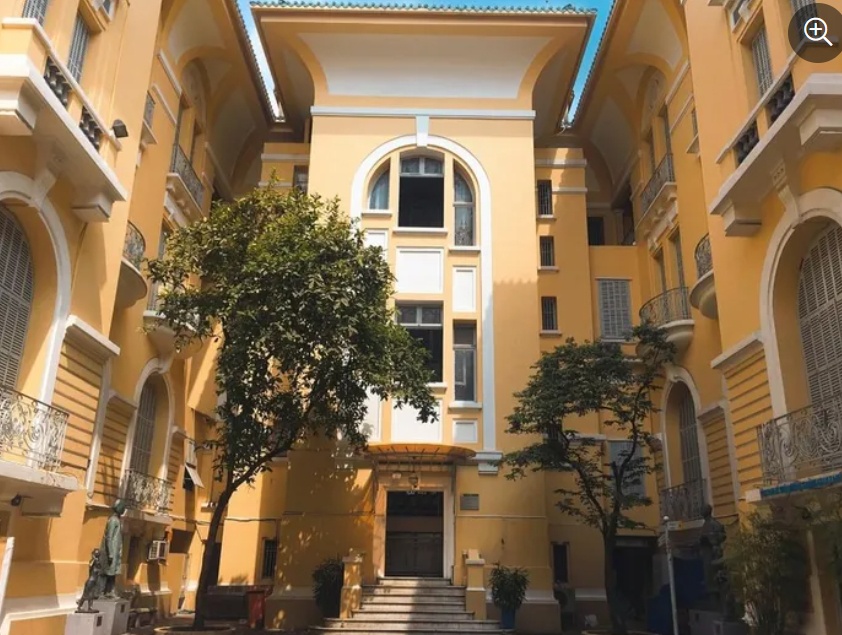 can-canh-dinh-thu-lap-thang-may-go-doc-nhat-vo-nhi-tai-viet-nam%20(2)