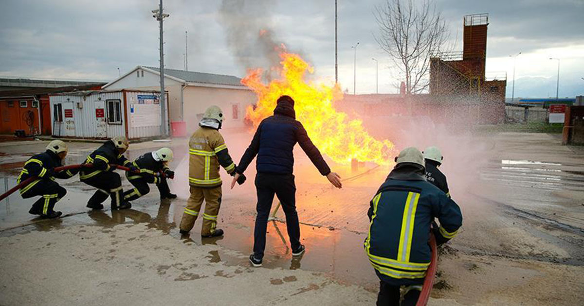 Cứu Hộ Thang Máy Phần 2: Từ Thiết Kế Thiết Bị Đến Đào Tạo Nghiệp Vụ